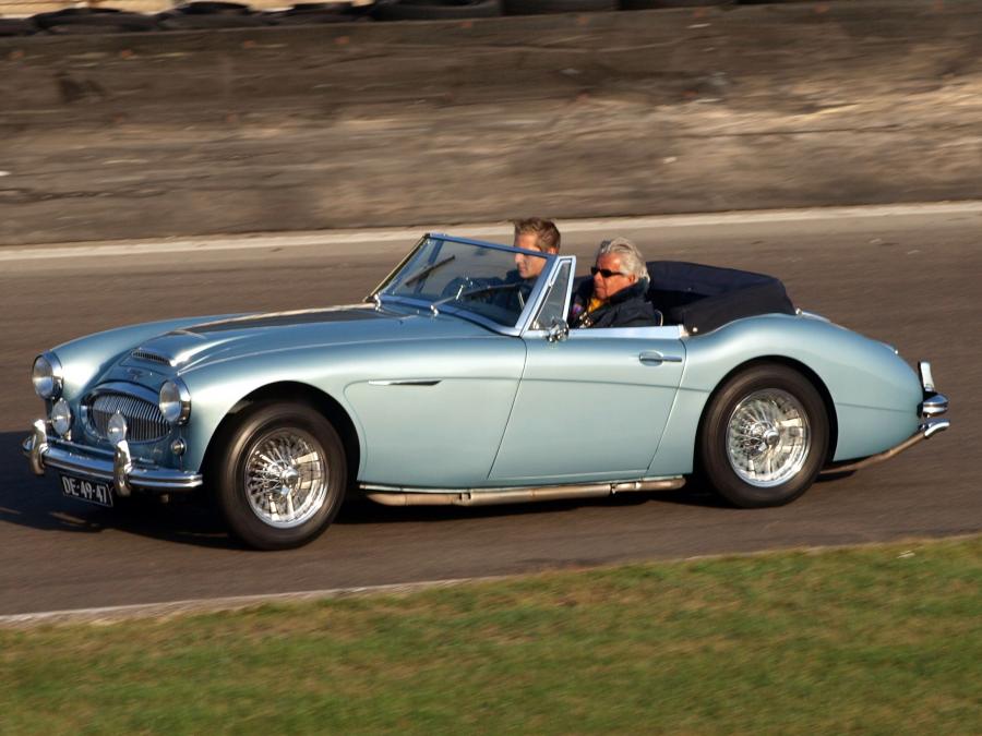  Austin-Healey 3000 BT7 (Mk II) 1961 года  (фото 14 из 37)
